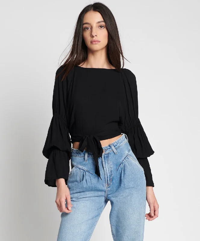 Romantic Detailing BLACK SUMMER NIGHTS CROP LONGSLEEVE TOP