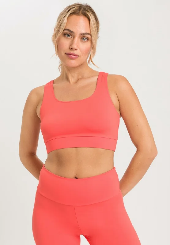 Explore What's New Balance - Crop Top