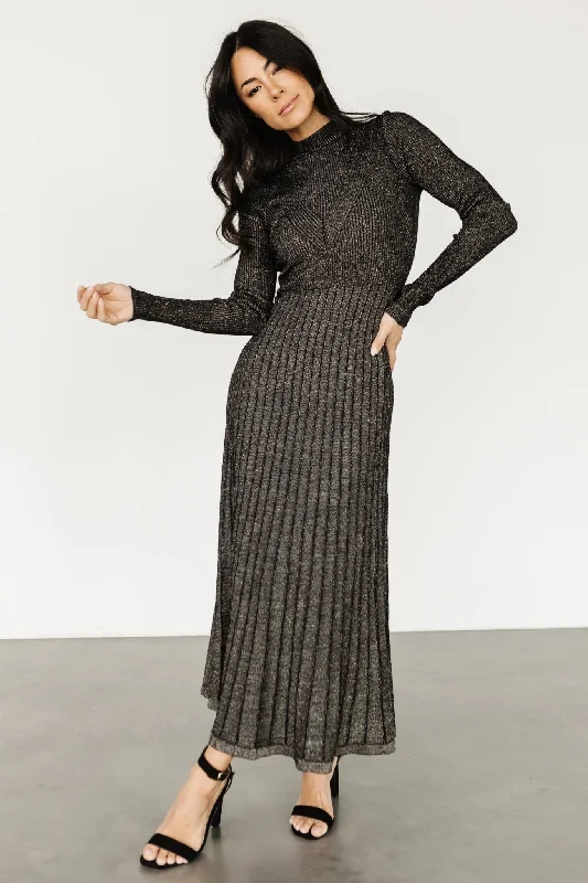 Premium Style Jamelia Pleated Sweater Dress | Black + Gold