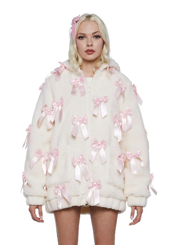 Parisian Effortless Chic Style Pinky Promise Hooded Sherpa Jacket - White