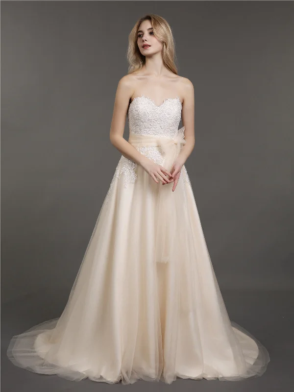 Comfortable Clothes Strapless Sweetheart Neck Bridal Gown with Bow-Champagne