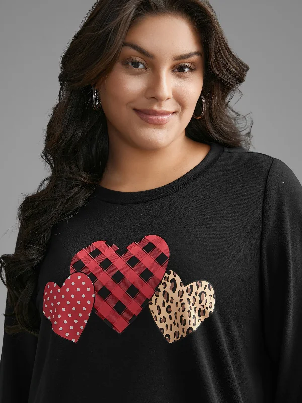 Refined Simplicity Crew Neck Heart Print Sweatshirt