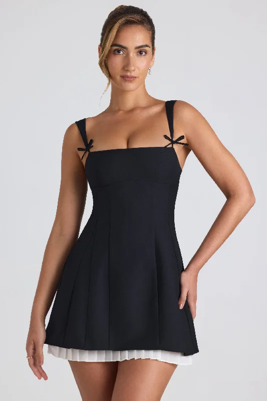 Flash Sale Bow-Detail Pleated A-Line Mini Dress in Black