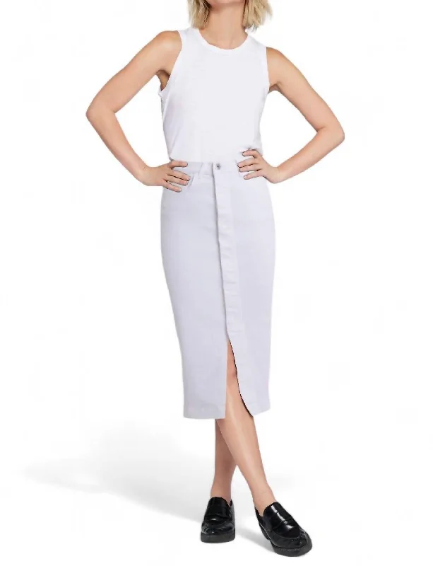 Huge Markdowns Insignia Skirt In Optic White