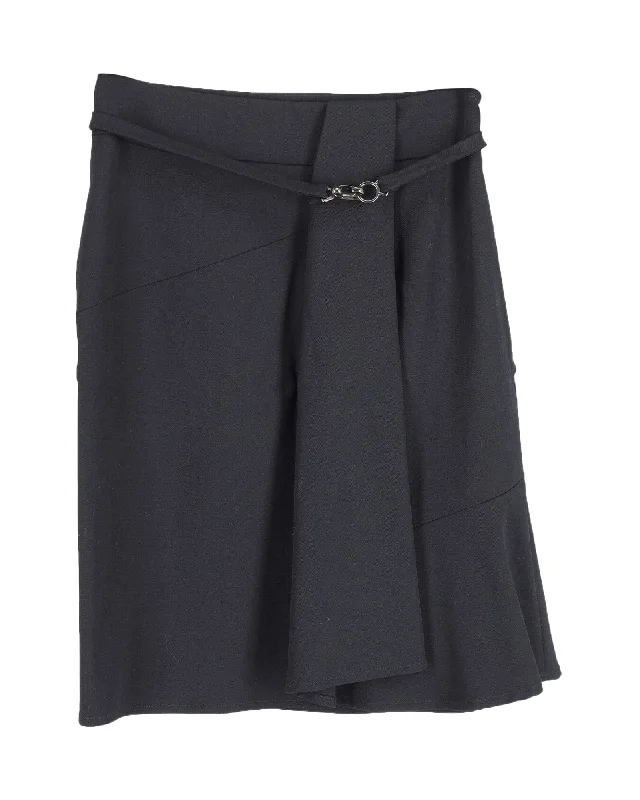 Sophisticated Style Max Mara A-line Wrap Skirt Style with Side Pleat in Black Wool