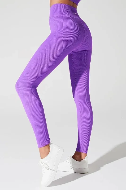 Casual Weekend Relaxed Style Bondi V Ribbed Legging - Deep Lilac