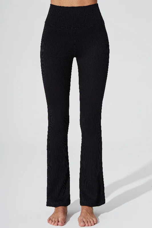 Fashion Forward, Function First Evana Flare Ribbed Legging - Noir